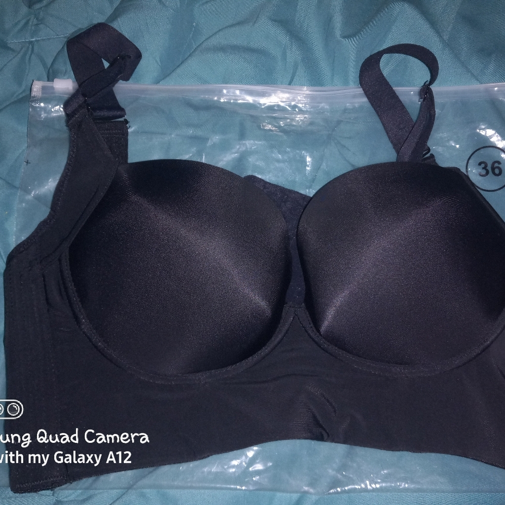 Black lift bra